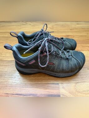 Keen Women's Flint II (Steel Toe) Size 8